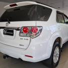 Toyota Hilux SW4 SRV D4-D 4x4 3.0 TDI Dies. Aut 2013 Diesel-4