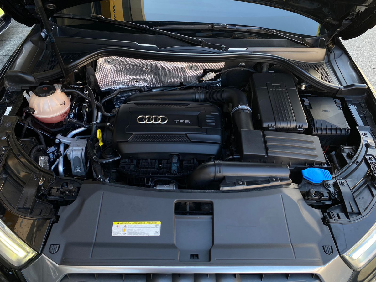 Audi Q3 2.0 TFSI Quat. 170/180cv S-tronic 5p 2018 Gasolina-23