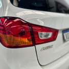 Mitsubishi ASX 2.0 16V 4x4 160cv Aut. 2015 Gasolina-9