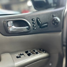 Kia Motors Carnival EX 3.5 V6 24V 276cv Aut. 2012 Gasolina-20
